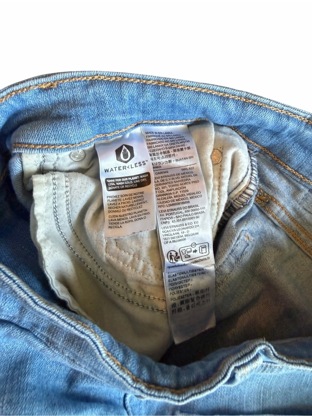 🌟Levi’s Light Blue Distressed Denim Women's Flare Jeans - Picture 5 of 9